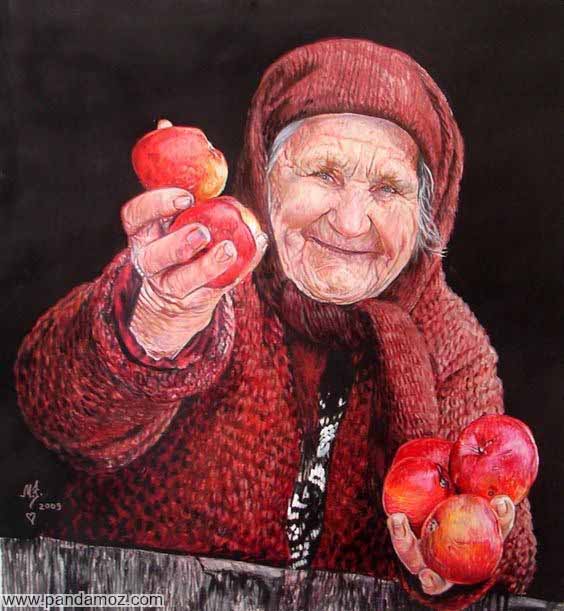عکس تابلو نقاشی پیرزنی که در دستهایش سیب های قرمز دارد و از پنجره به بیرون نگاه می کند. پیرزن در تصویر روسری بافته ضخیم پوشیده و در یک دست دو سیب و در دست دیگر سه سیب دارد و گویا سیبها را به کسی تعارف می کند و می خواهد بدهد