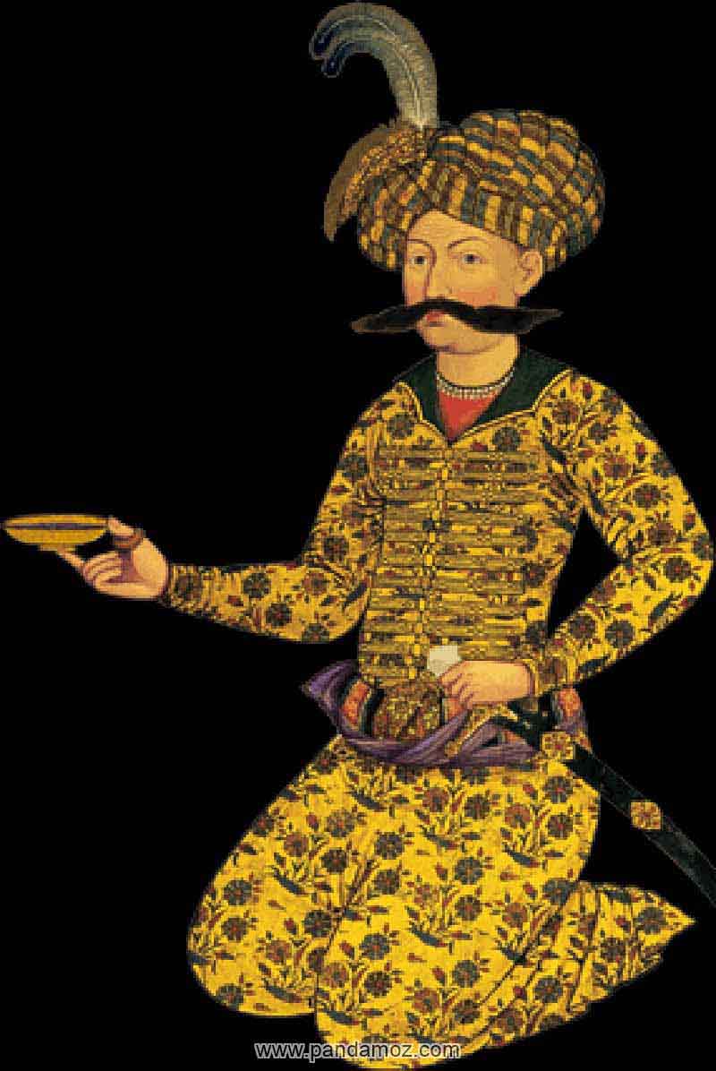 عکس تابلو نقاشی شاه عباس صفوی با سبیل های کشیده و پیاله ایی در دست که در حال نشسته، در تصویر او شمشیر مرصع به کمر خود بسته است